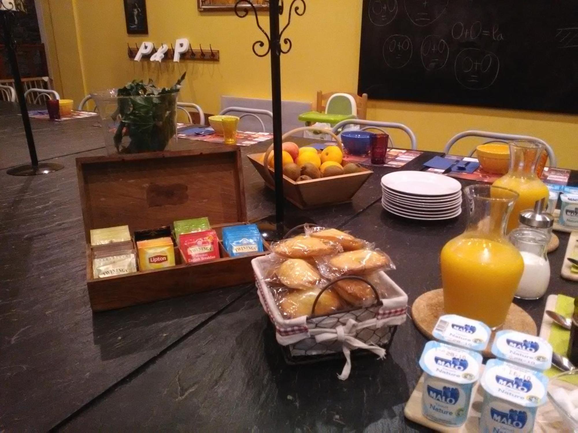Popote Et Polochon Bed & Breakfast Saint-Martin-sur-Oust Bagian luar foto