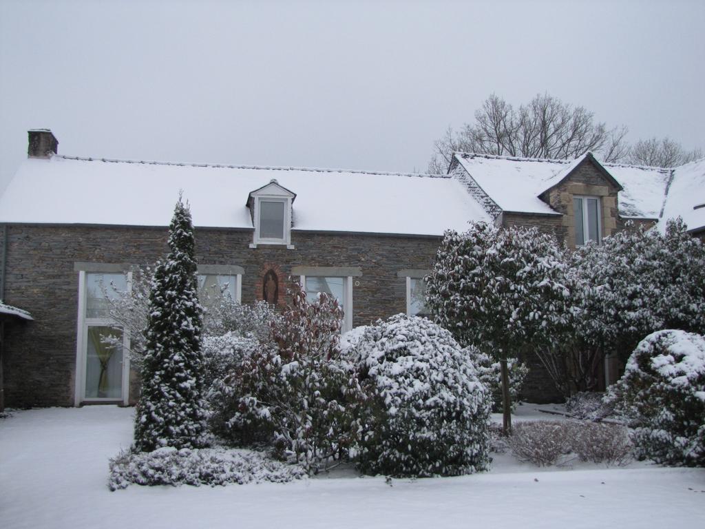 Popote Et Polochon Bed & Breakfast Saint-Martin-sur-Oust Bagian luar foto