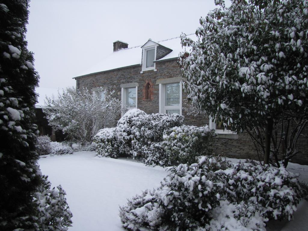 Popote Et Polochon Bed & Breakfast Saint-Martin-sur-Oust Bagian luar foto