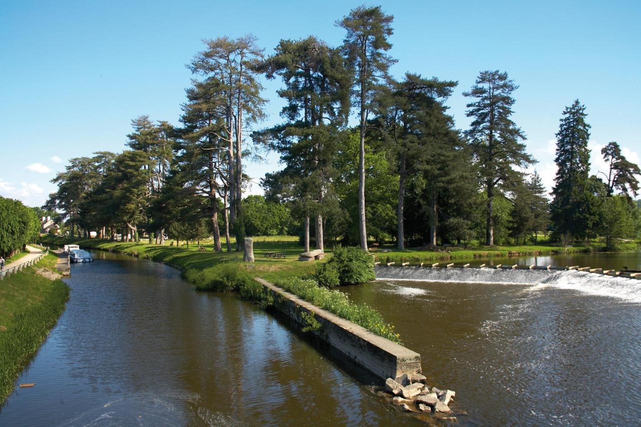 Popote Et Polochon Bed & Breakfast Saint-Martin-sur-Oust Bagian luar foto